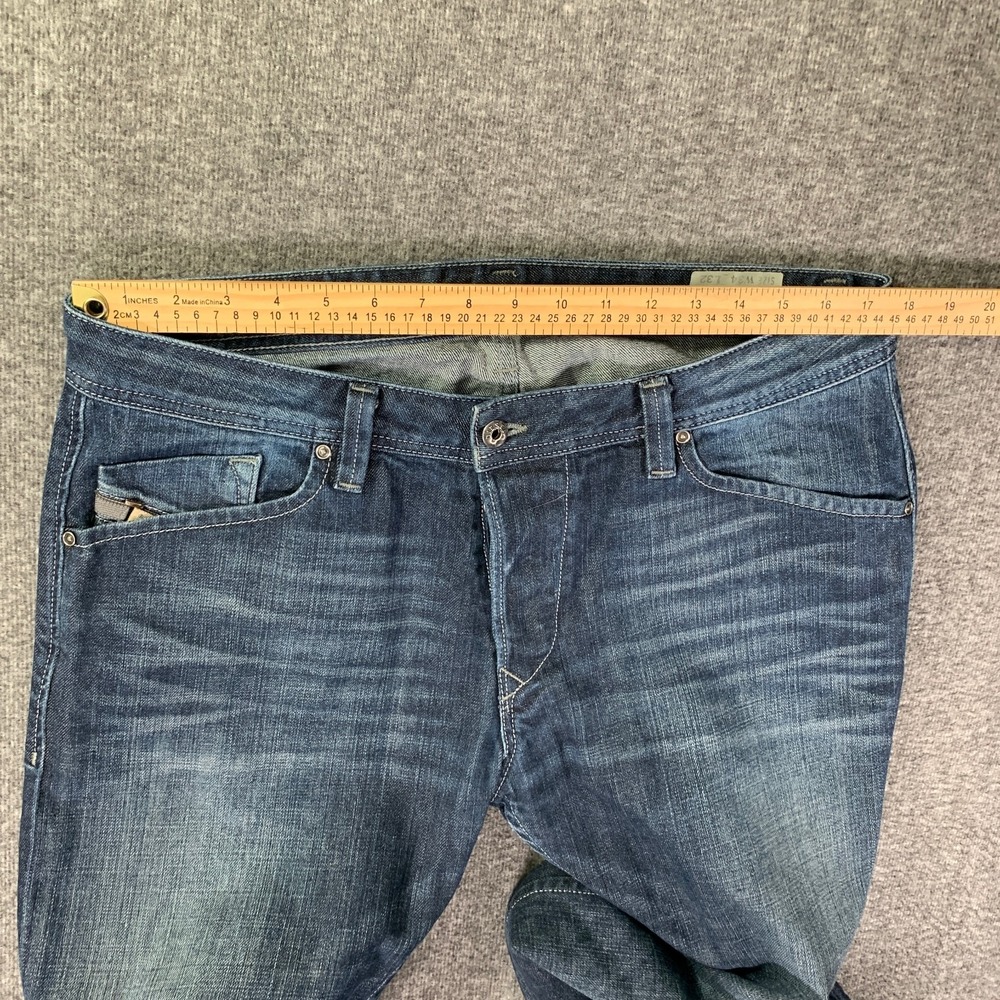 Diesel Darron Jeans Men 34x31 Regular Slim Tapered Blue Button Fly Pants Italy - Picture 4 of 11